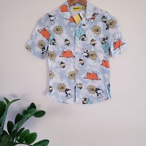 PEANUTS BNWT Youth Button Down Shirt - S ( 7/8)